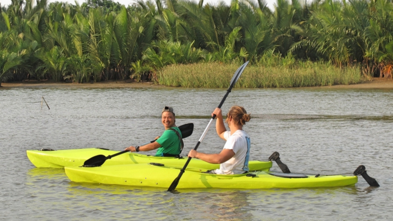Chèo Sup/Kayak dễ dàng dọc theo sông Cọ (6)